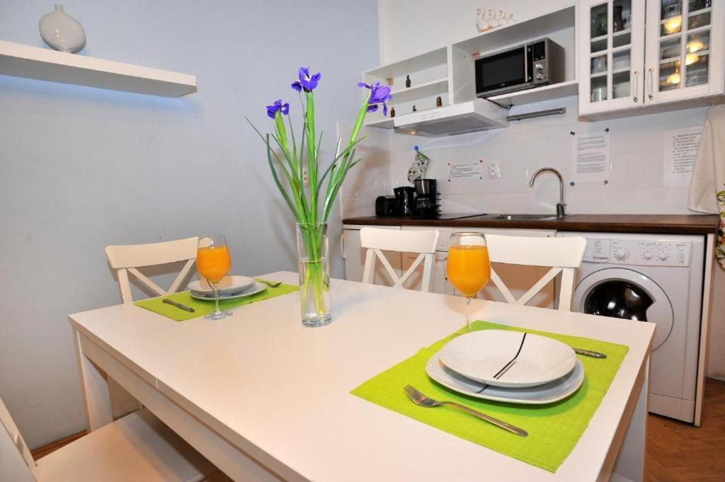 Condo In Vinohrady Praag Buitenkant foto
