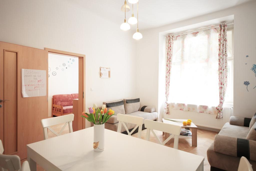 Condo In Vinohrady Praag Buitenkant foto