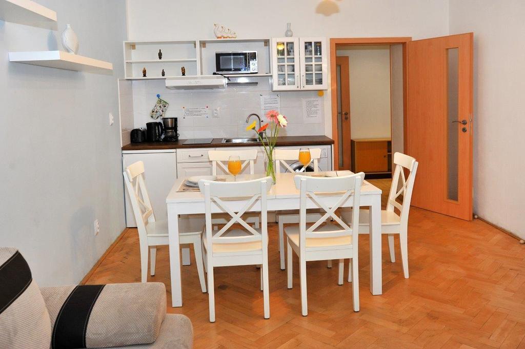 Condo In Vinohrady Praag Buitenkant foto