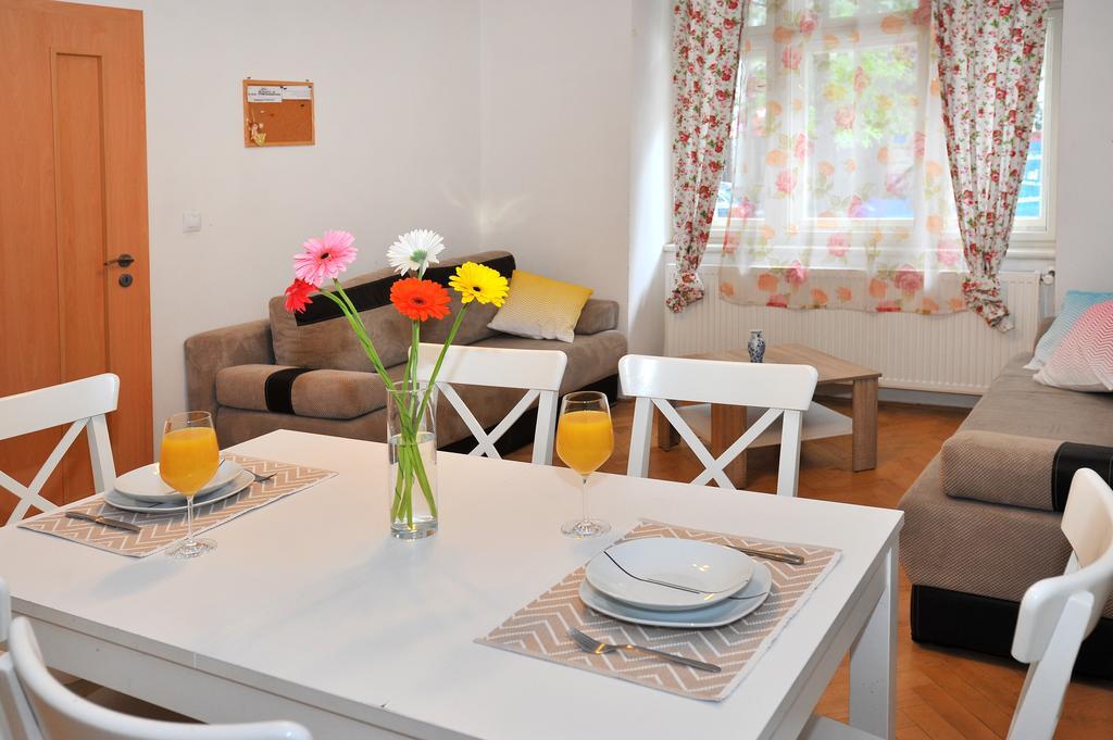 Condo In Vinohrady Praag Buitenkant foto