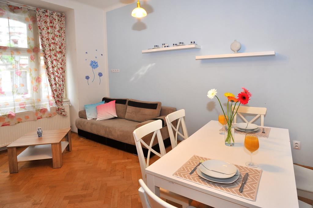 Condo In Vinohrady Praag Buitenkant foto